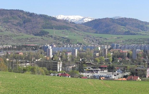 napriecslovenskomvz07.jpg