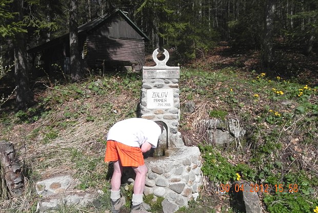 napriecslovenskomvz08.jpg