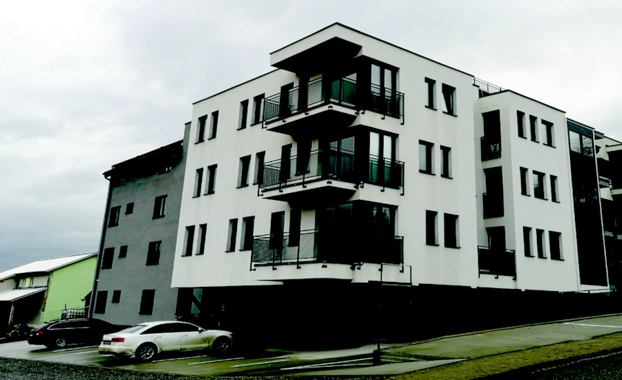 stahovanie judr strapac