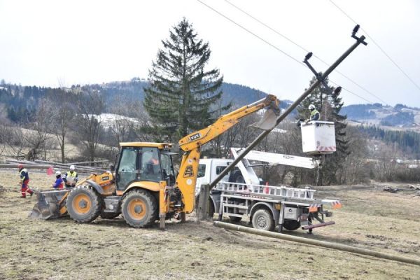 Poškodené elektrické vedenie