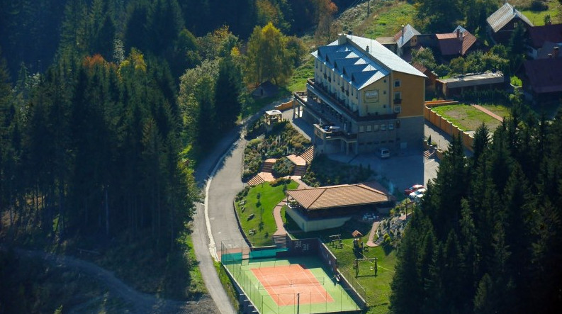 hotel husarik cadca