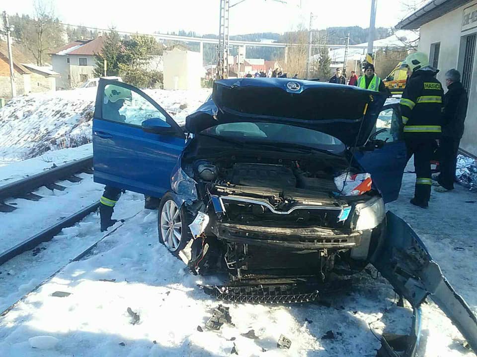 nehoda vlak cierne2