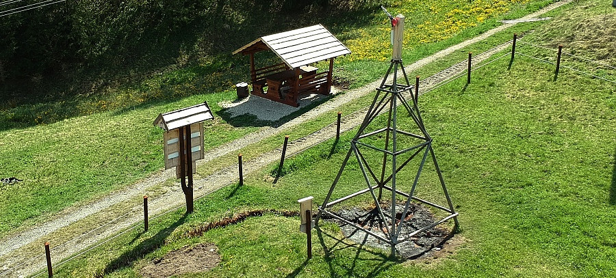 osada muchovci ropny pramen korna