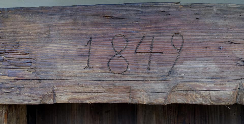 mur historie korna rok