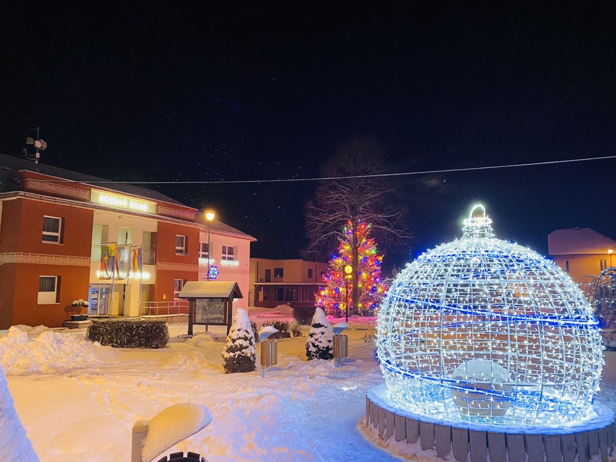vyzdoba vysoka nad kysucou vianoce 005
