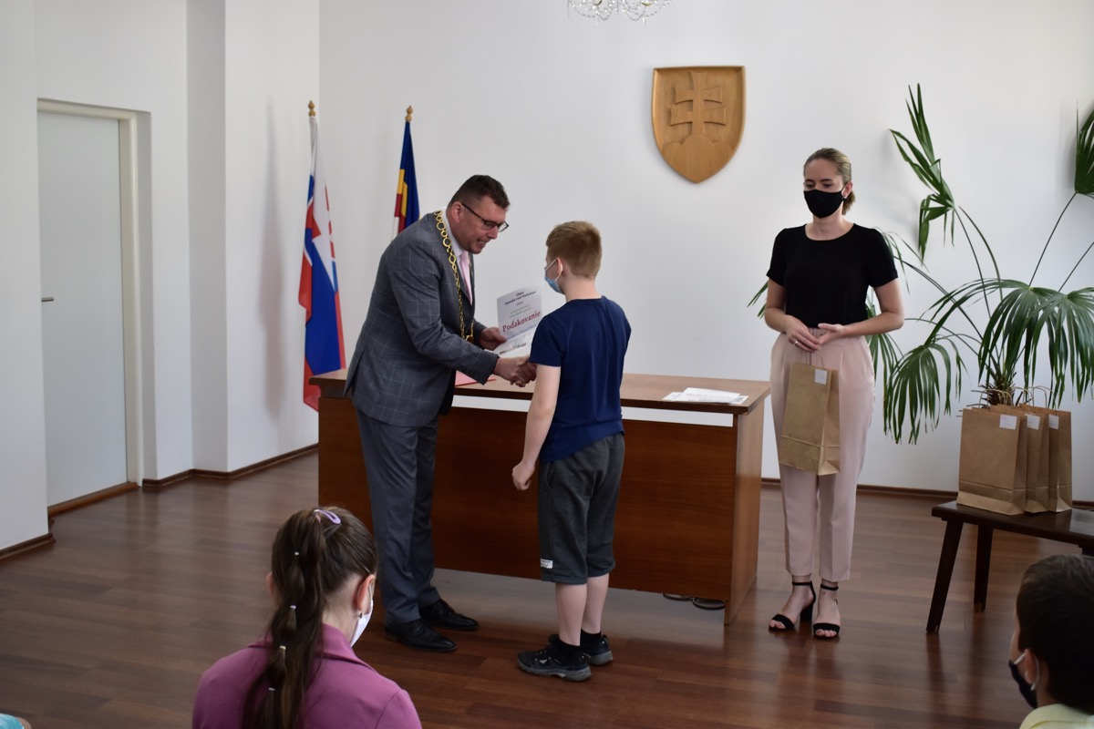 ocenenie ziakov vysoka 3