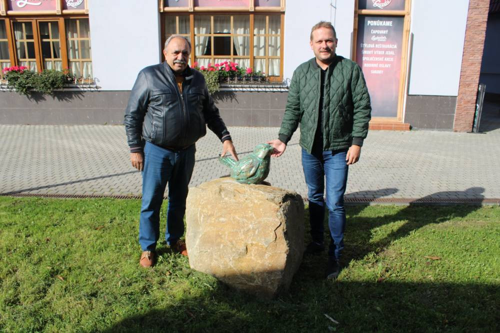 krasno sochy vrabce 004