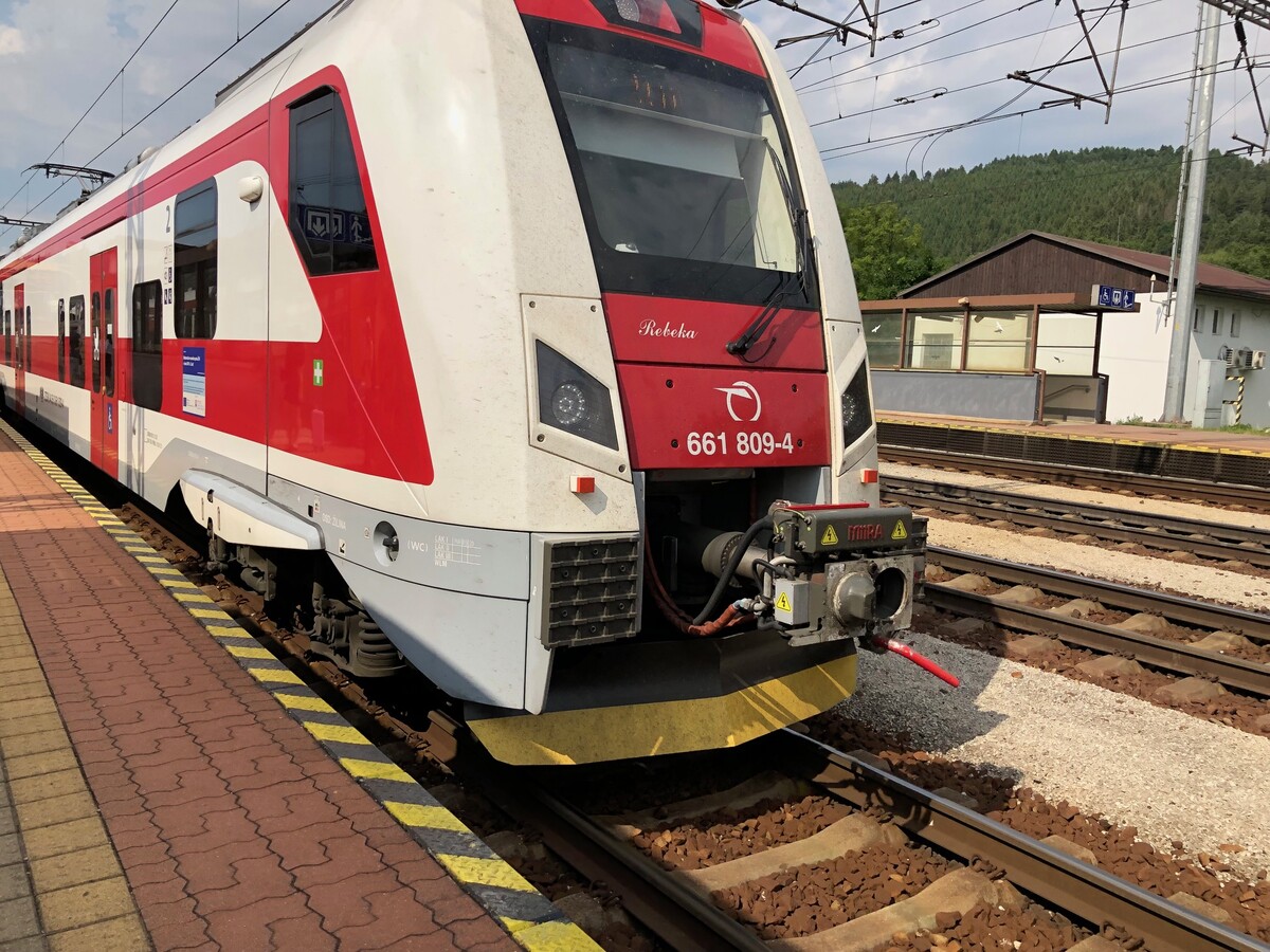 vlak22