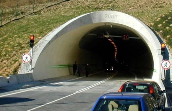 tunel uzavera