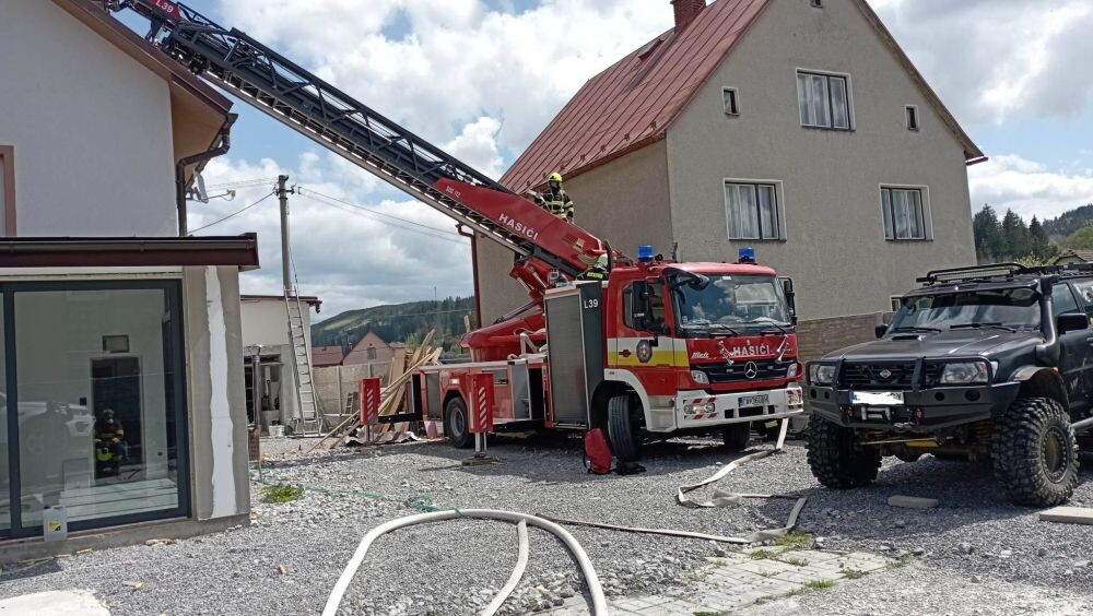 poziar dom podvysoka 004