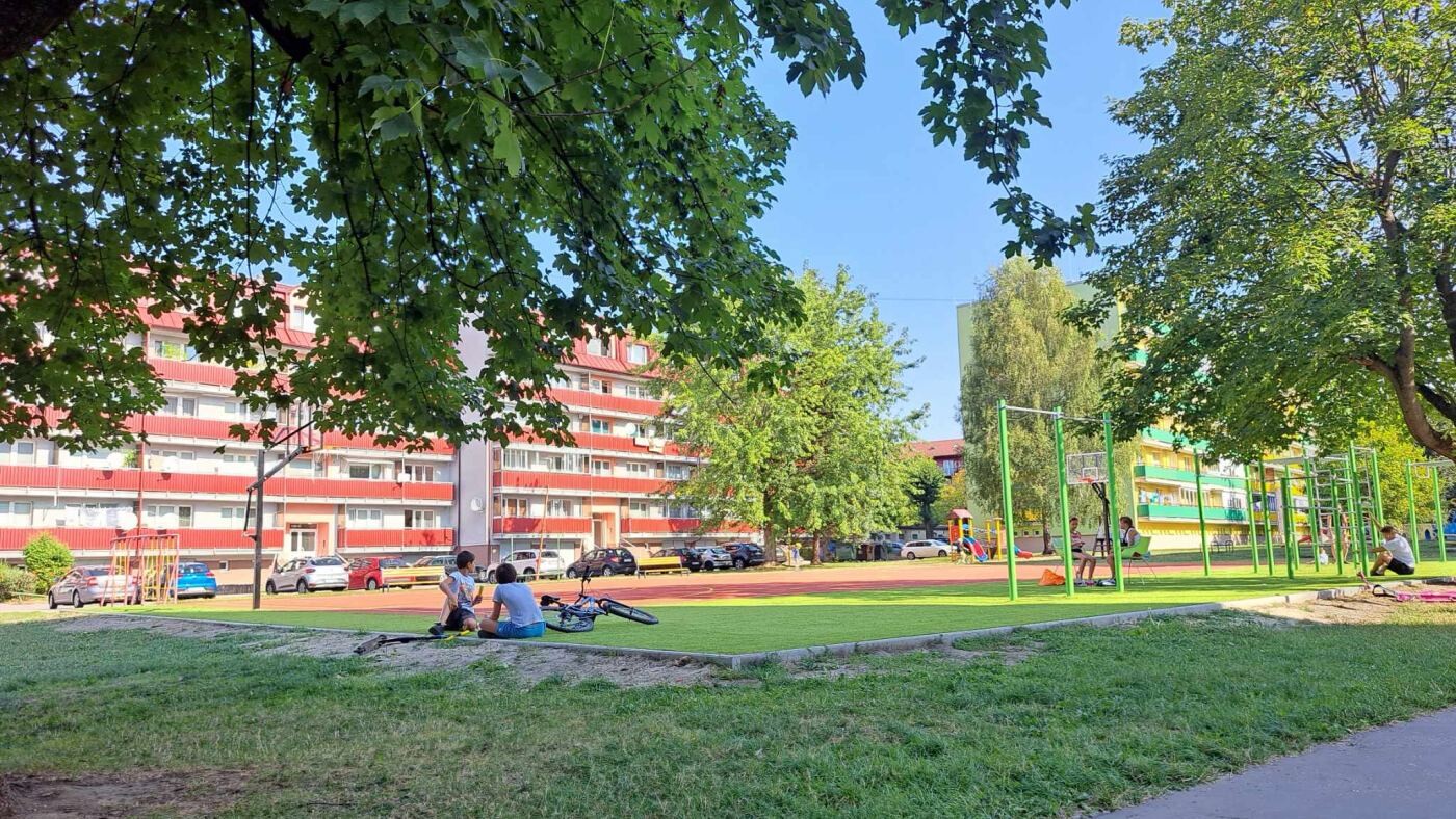 ihrisko knm008