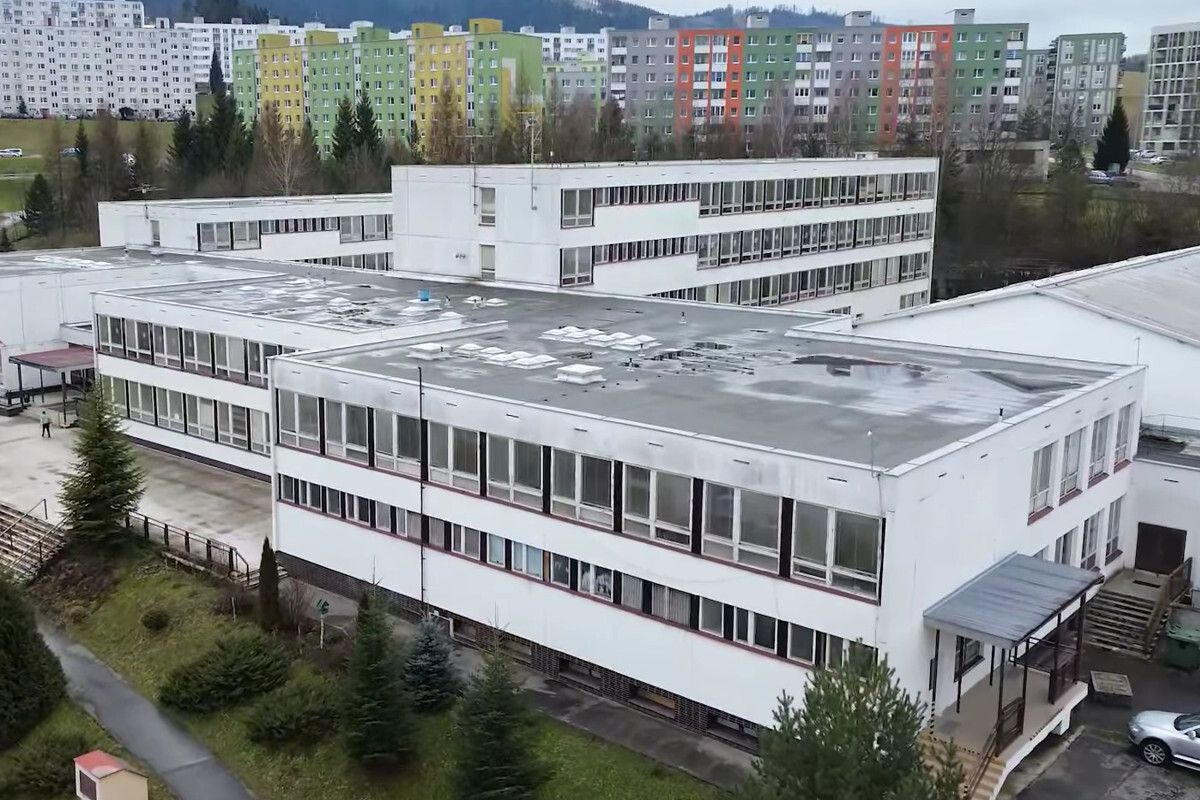 cadca dotacia skola