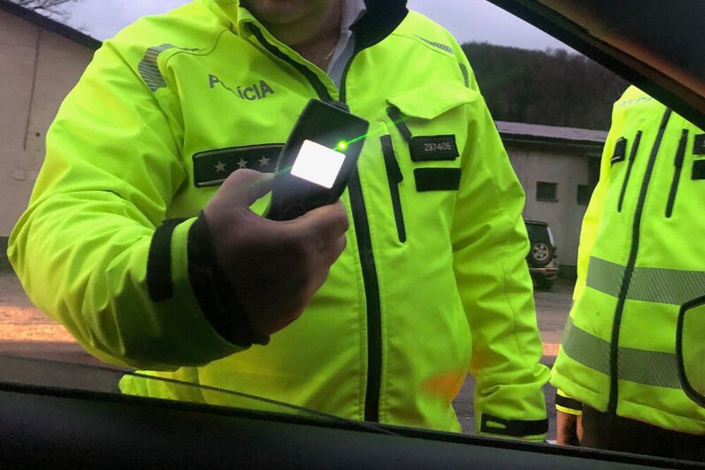 fukanie alkohol policia 01