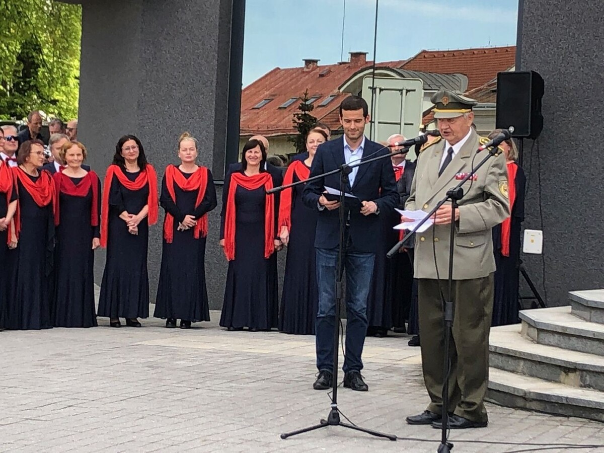 projekt cadca007