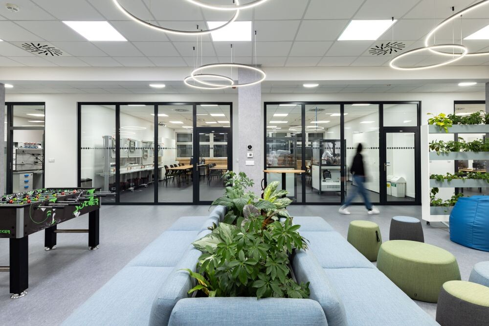 skoliace centrum 001