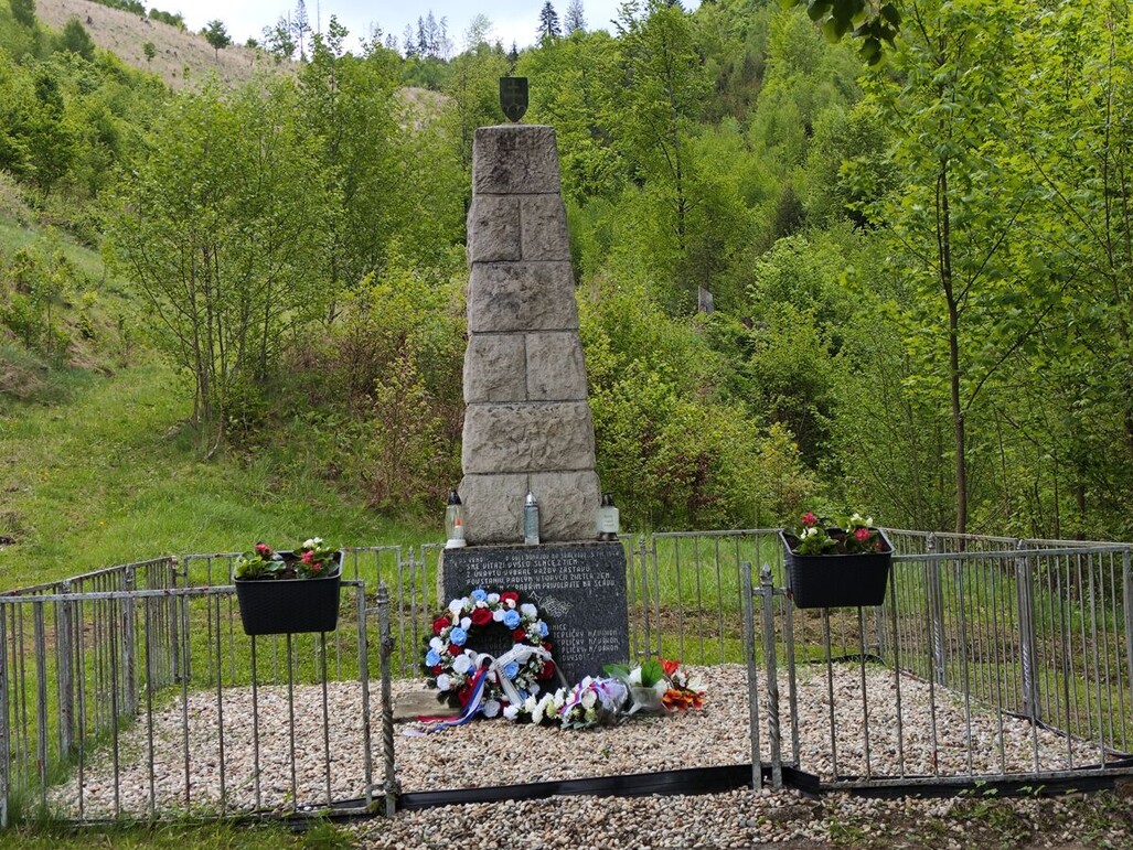 skackov pomnik