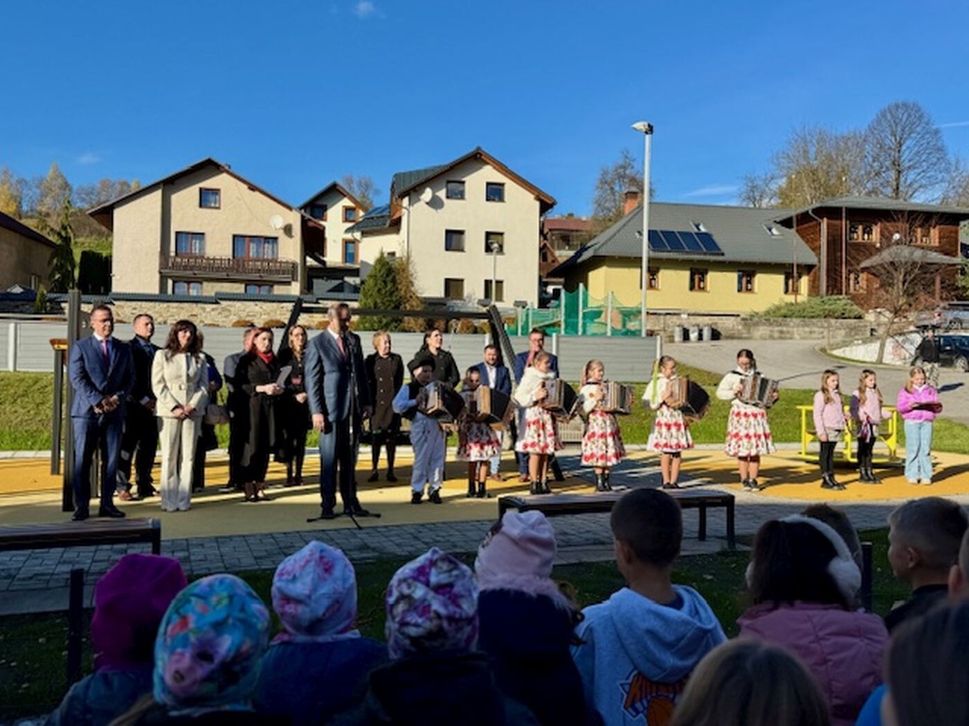 ihrisko skola stara bystrica003