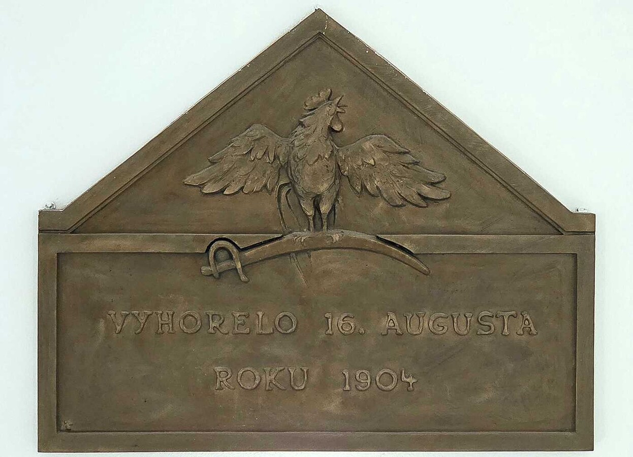 pamatnik vyhorenia mesta na dome kysucke nove mesto 1904 2