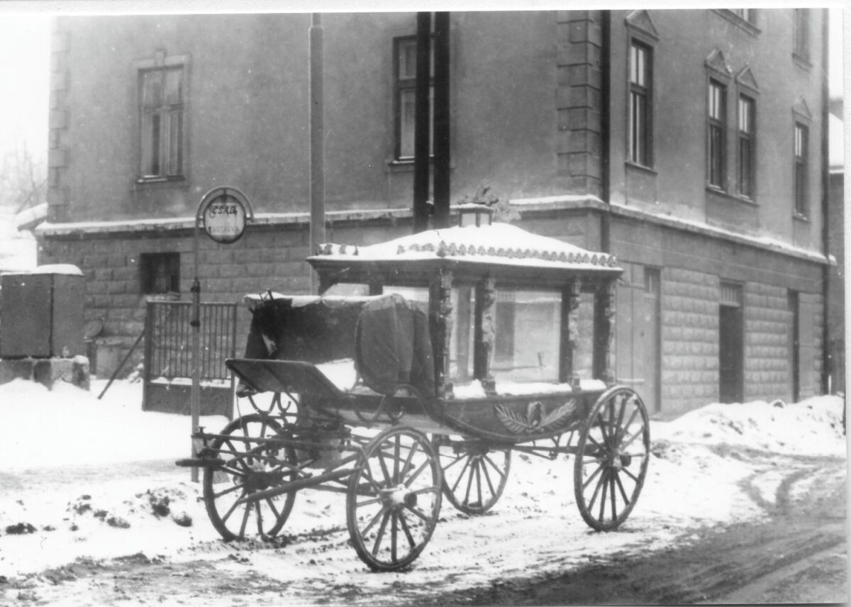 cintorin cadca historia 004