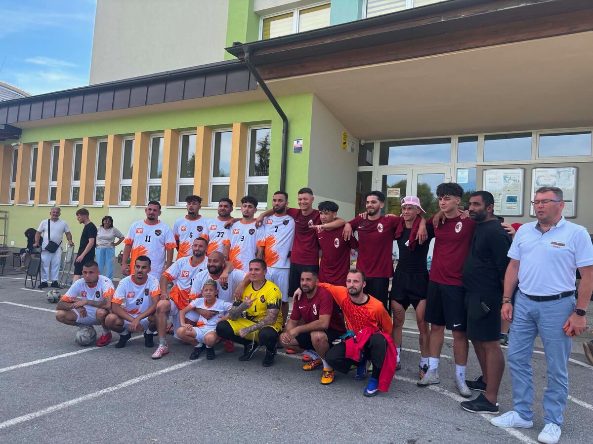 romsky tunaj2