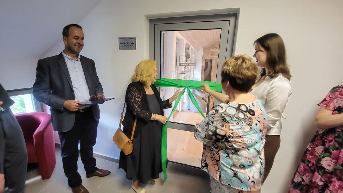 kniznica stara bystrica otvaranie 2026 002