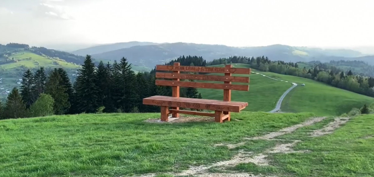 skalite lavicka trojak