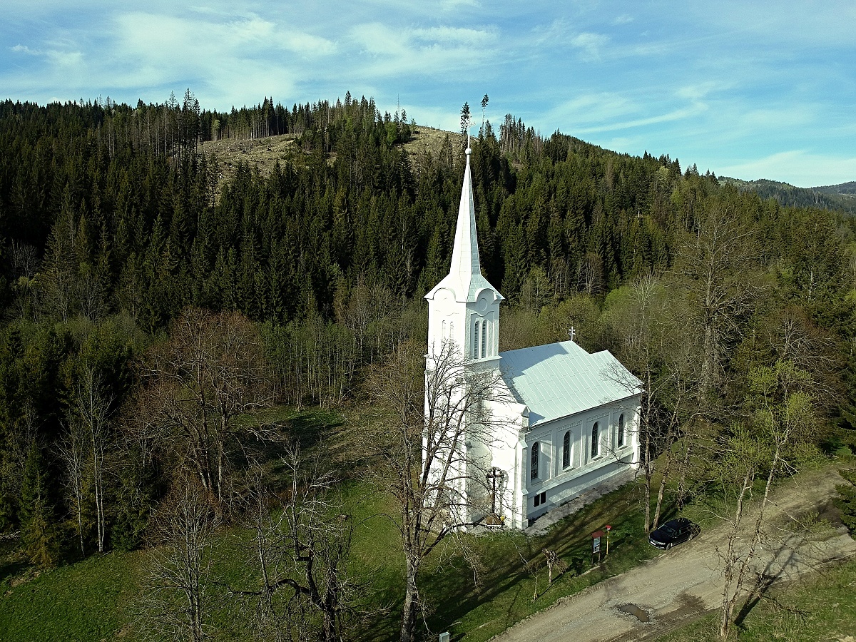 kostol riecnica